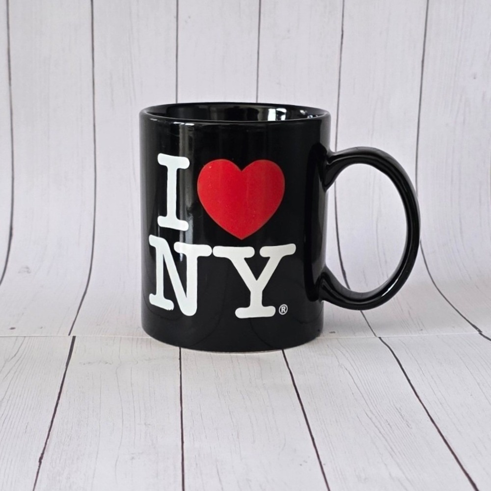 City Merchandise I Love NY Coffee Mug Black Red Heart Souvenir NYC